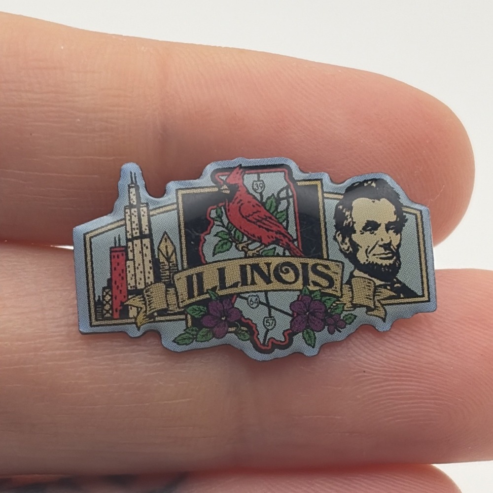 Illinois Chicago State Bird Cardinal Abe Lincoln Travel Souvenir Lapel Hat Pin